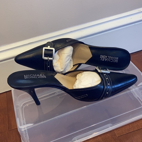 Michael Kors slides - Picture 10 of 12